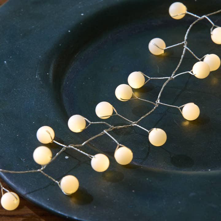 Lightstyle London - Wholesale String Lights - Snowberry (battery-operated)