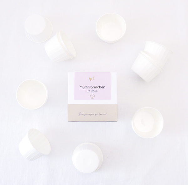 Bake Affair GmbH - Wholesale Cupcake/Muffin Pan - White muffin cases2