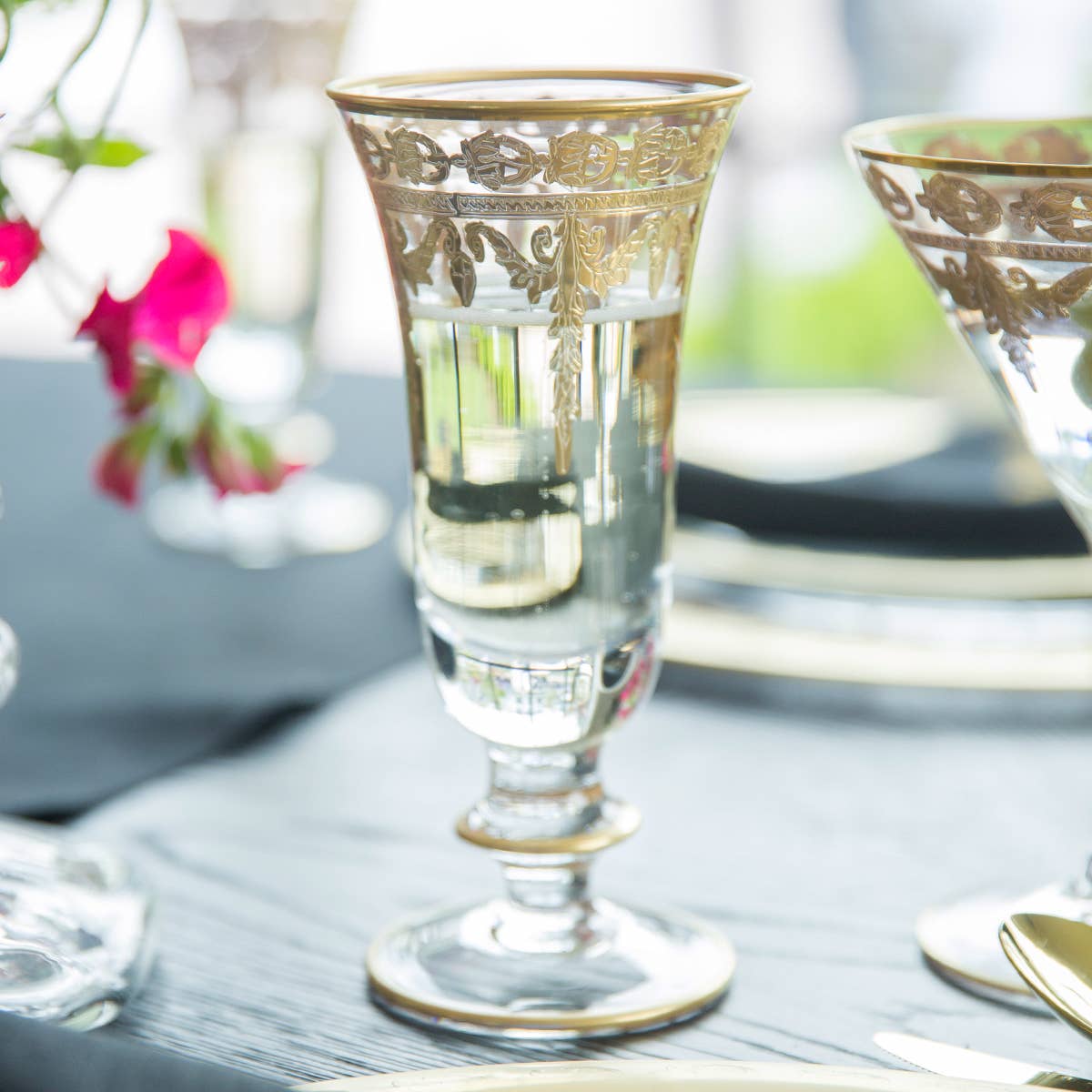 Arte Italica & Crown Linen Designs – wholesale Champagne flute – Vetro Gold Flute Glass8