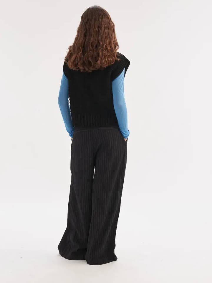 Handmade Originals Ukraine - Vente Pull sans manches – femme - Gilet en laine tricoté pour femme surdimensionné noir8