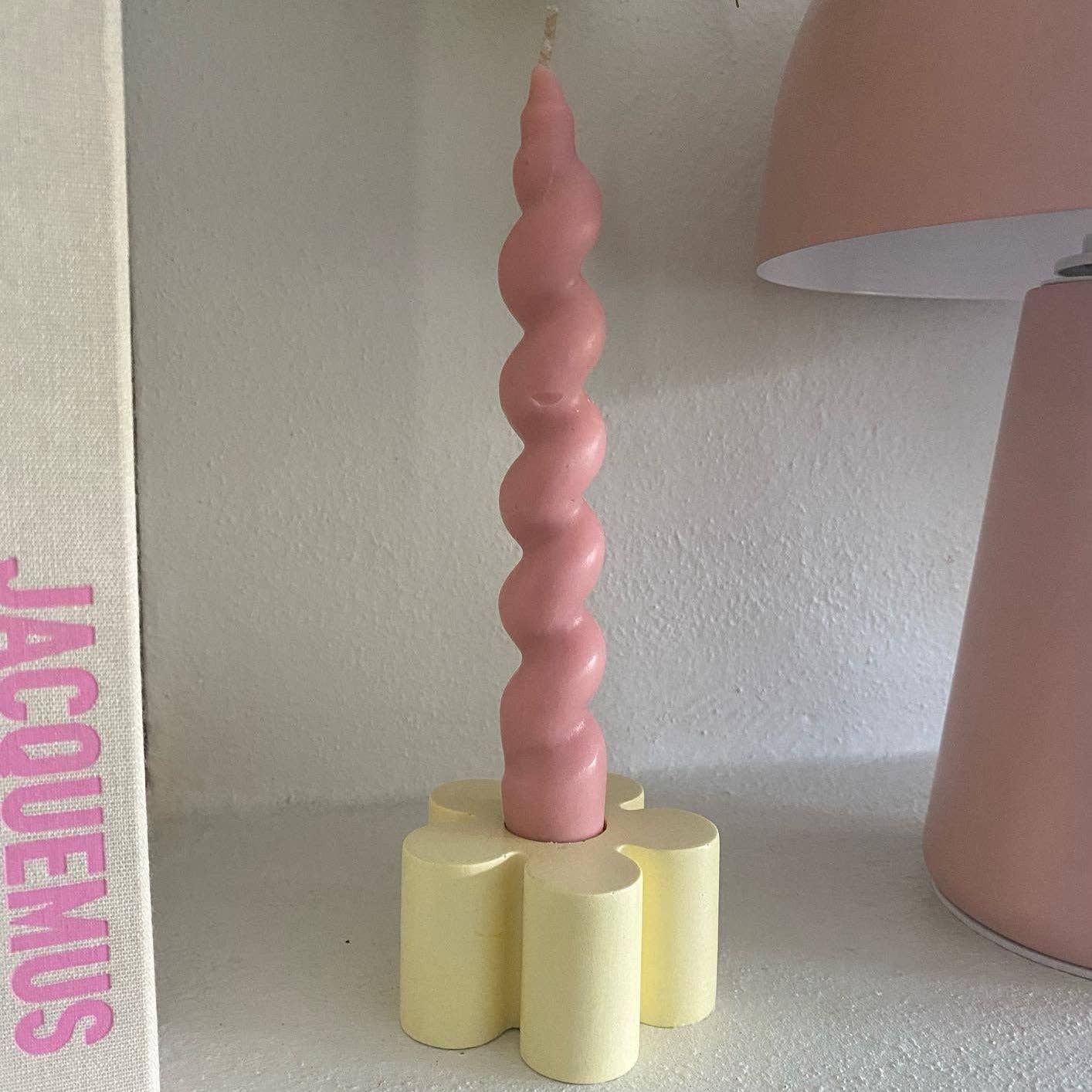 Manara Home – Suporte de vela por atacado – Porta-velas de flor feitos à mão em Jesmonite0