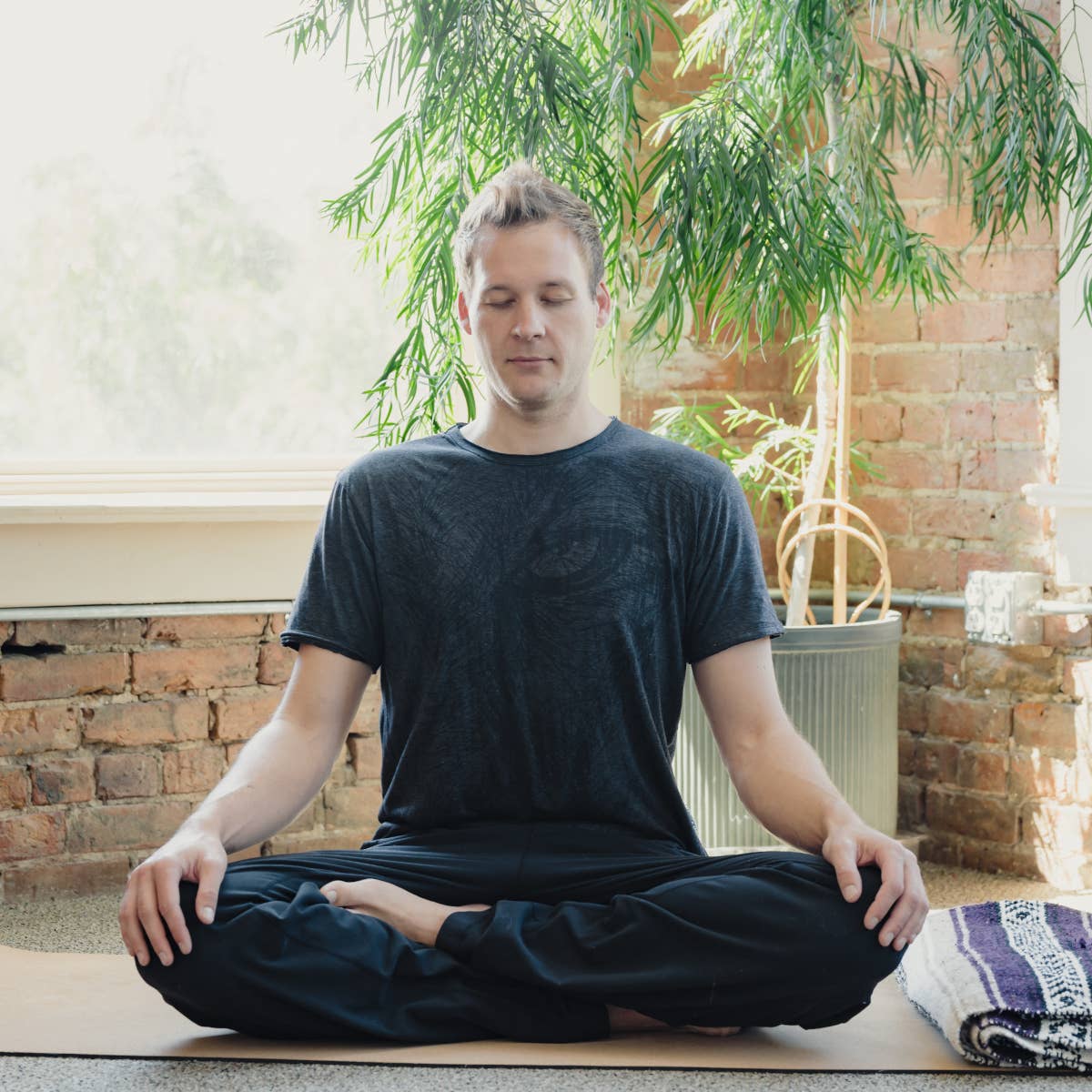 Asivana Yoga Company - Wholesale Yoga Mat - Flux Cork Yoga Mat - Made with FSC™ Certified Cork & Rubber8