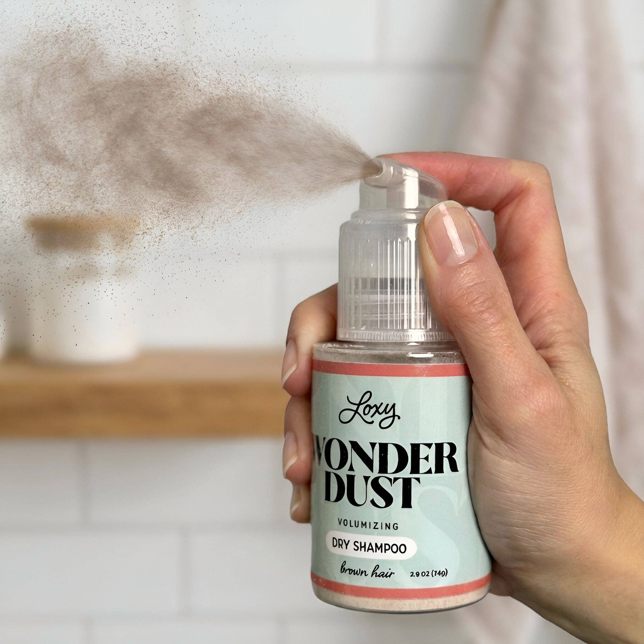 Loxy - Wholesale Dry Shampoo - Wonder Dust Dry Shampoo: Oil-Absorbing, Volumizing Powder for Light, Brown & Dark Hair6