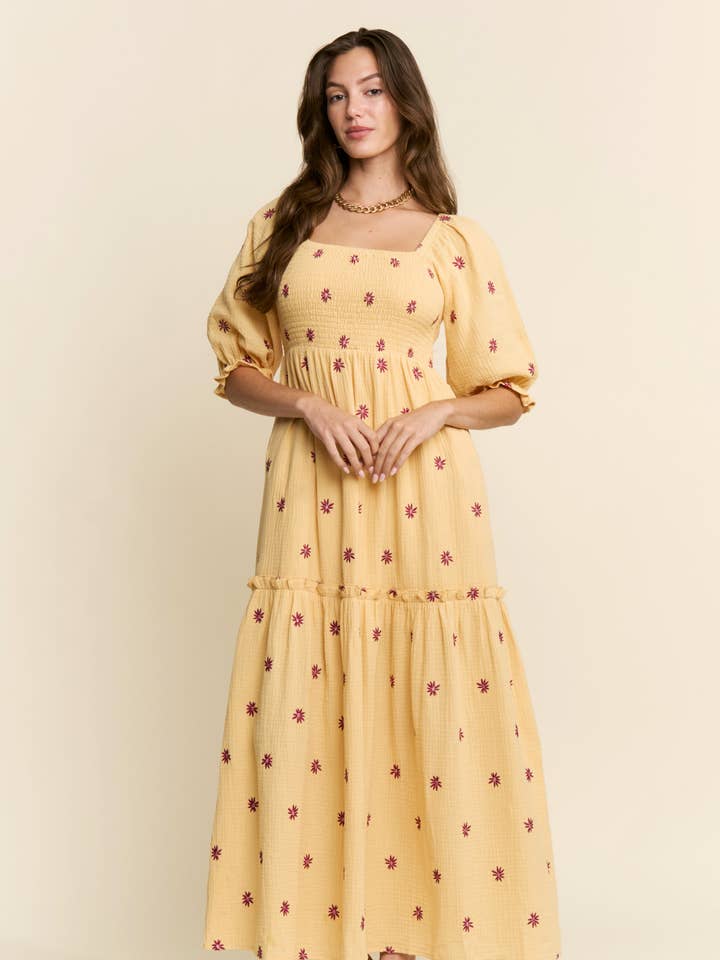 Blomsterbroderad maxiklänning för wholesale av J.NNA