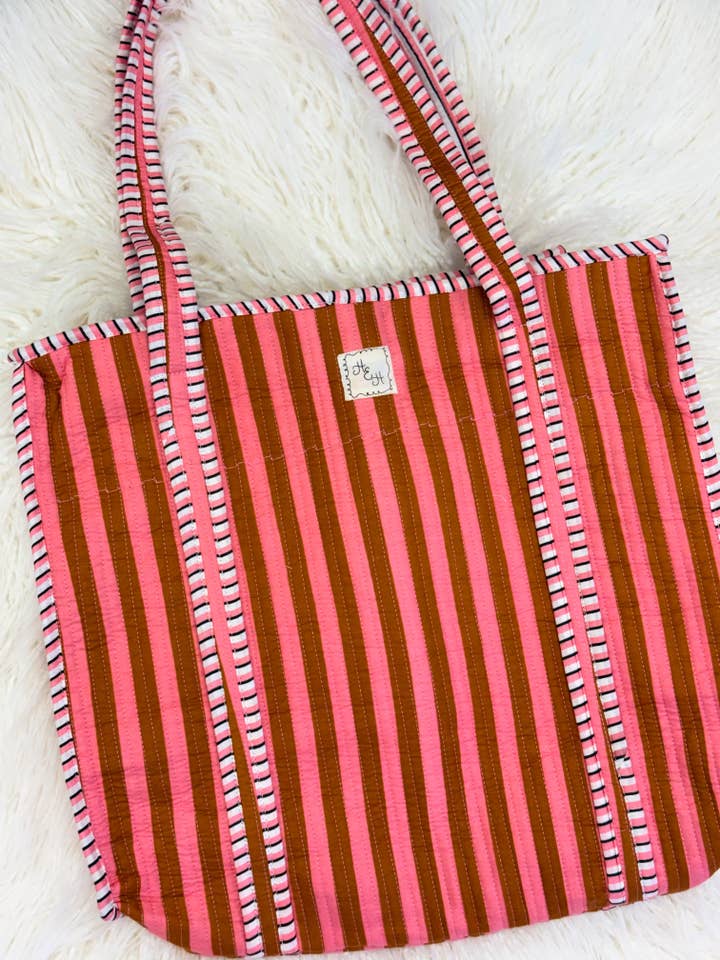 A Coleção de Bolsas Maison Acolchoadas por atacado de Hart and Hollow