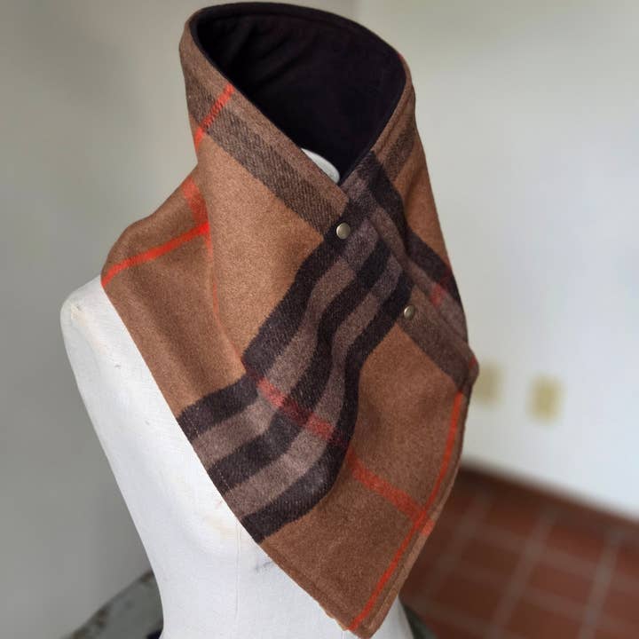 Grandma Skills - Wholesale Scarf - Women's - Snap Cowl-Dutton Plaid2