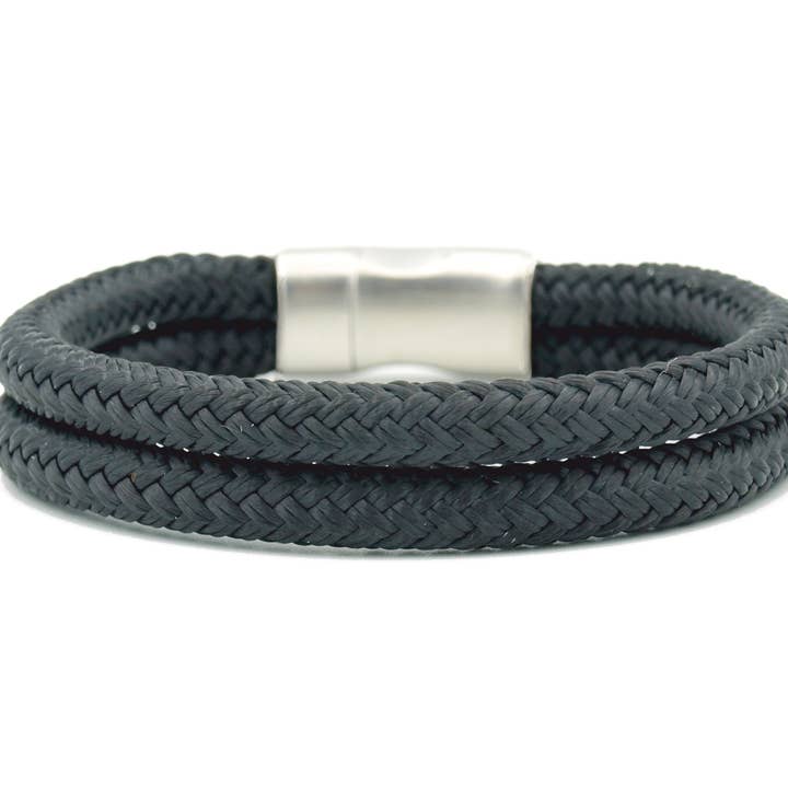 Ulang Ganda noir pour la vente par by julian