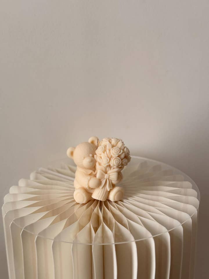 Rose Teddy Bear Scented Soy Candle With Heart Ornament for wholesale by The lines studio