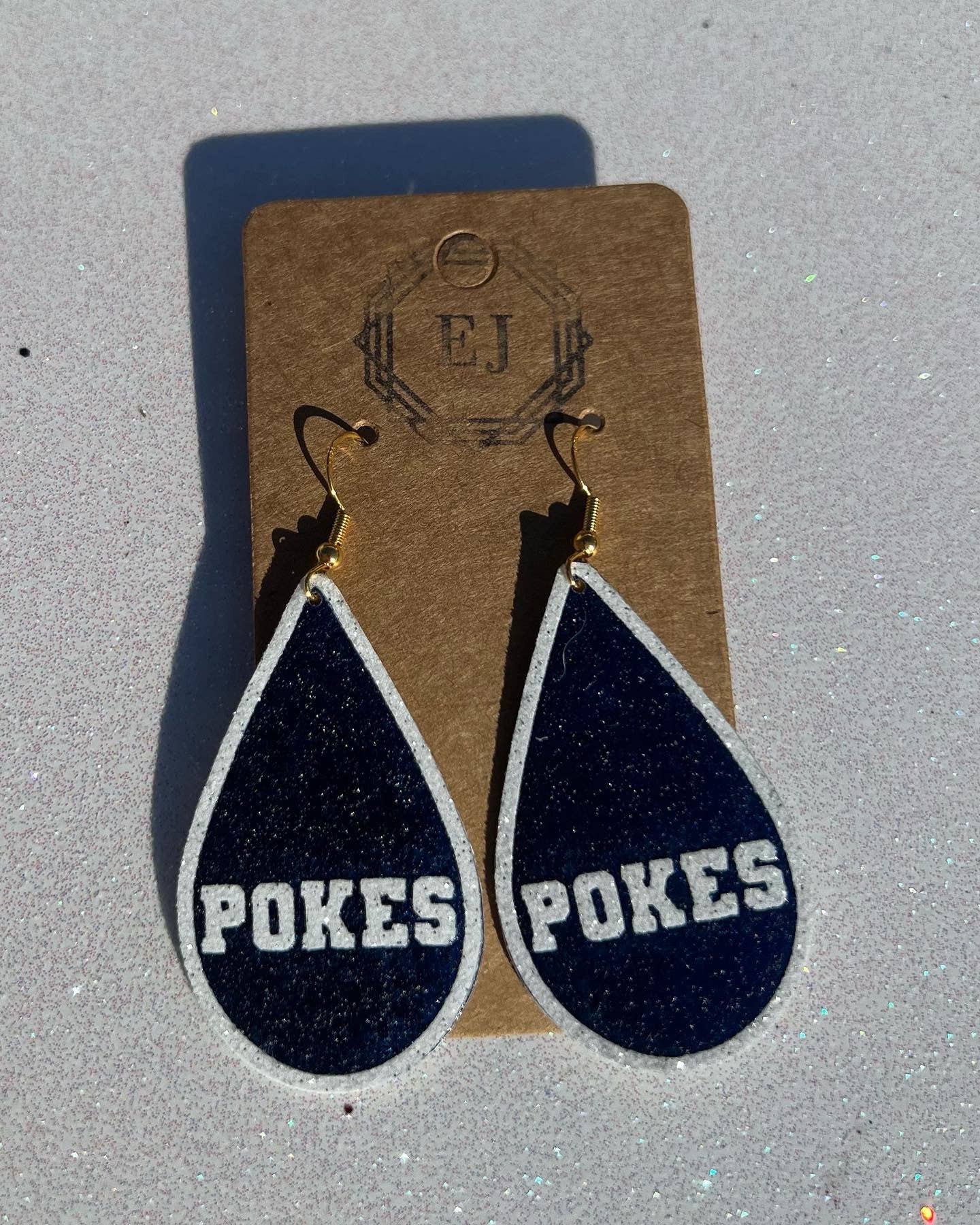 Elizabeth James Artisan Jewelry – Engroshandel Hængeøreringe og creoløreringe – Fangst Spil, Ikke Følelser4