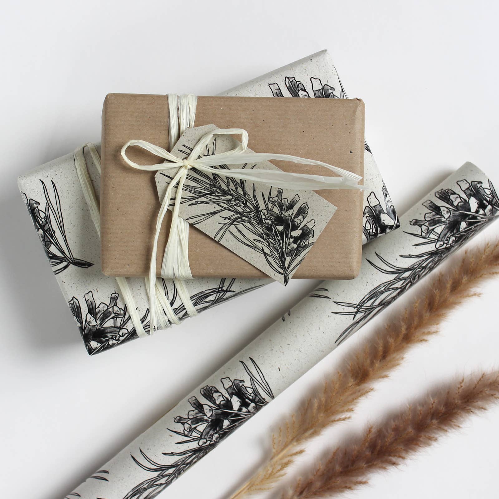 NOA Papeterie - Wholesale Wrapping Paper Roll - Gift wrap roll made of grass paper, length: 300cm, pine1