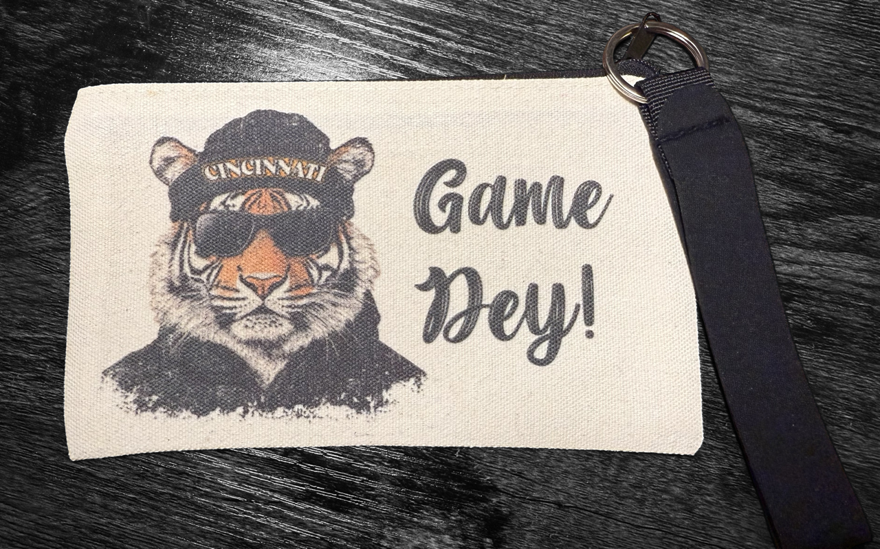 Shades Jewelry & Gifts - Wholesale Wristlet - Cincinnati Game DEY! Bengal Wristlet, Cincinnati Football0