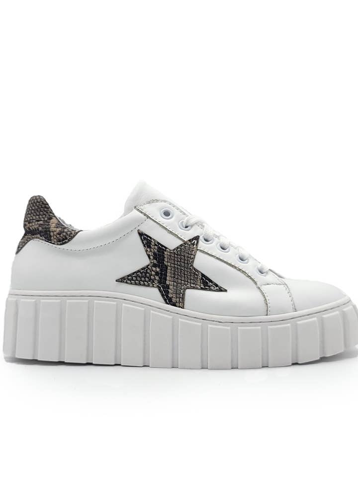 Sporting Luna White Leather Green Star for wholesale by Eccellenza Donna