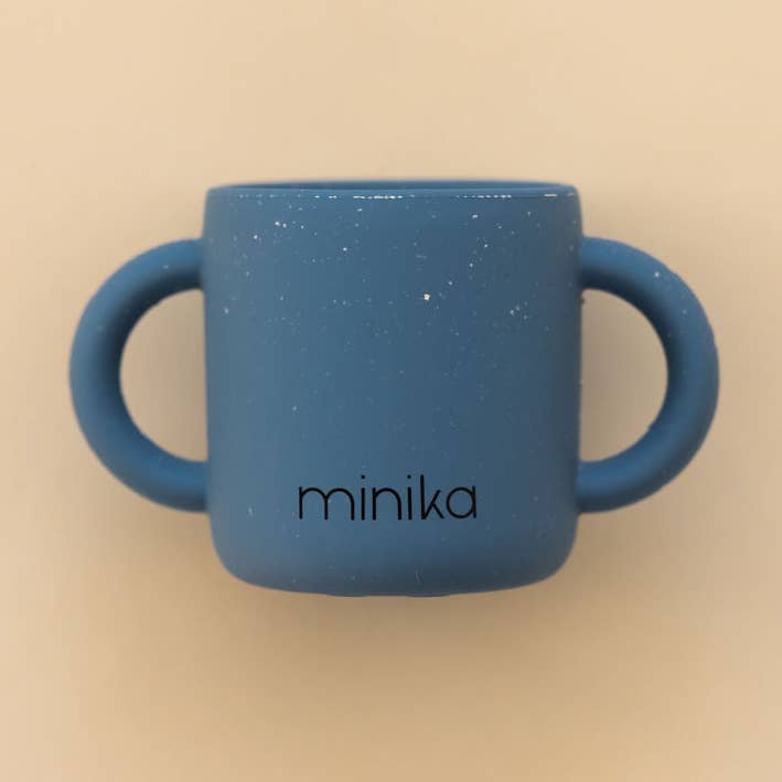 Tasse à apprendre avec anses - Indigo pour la vente par Minika