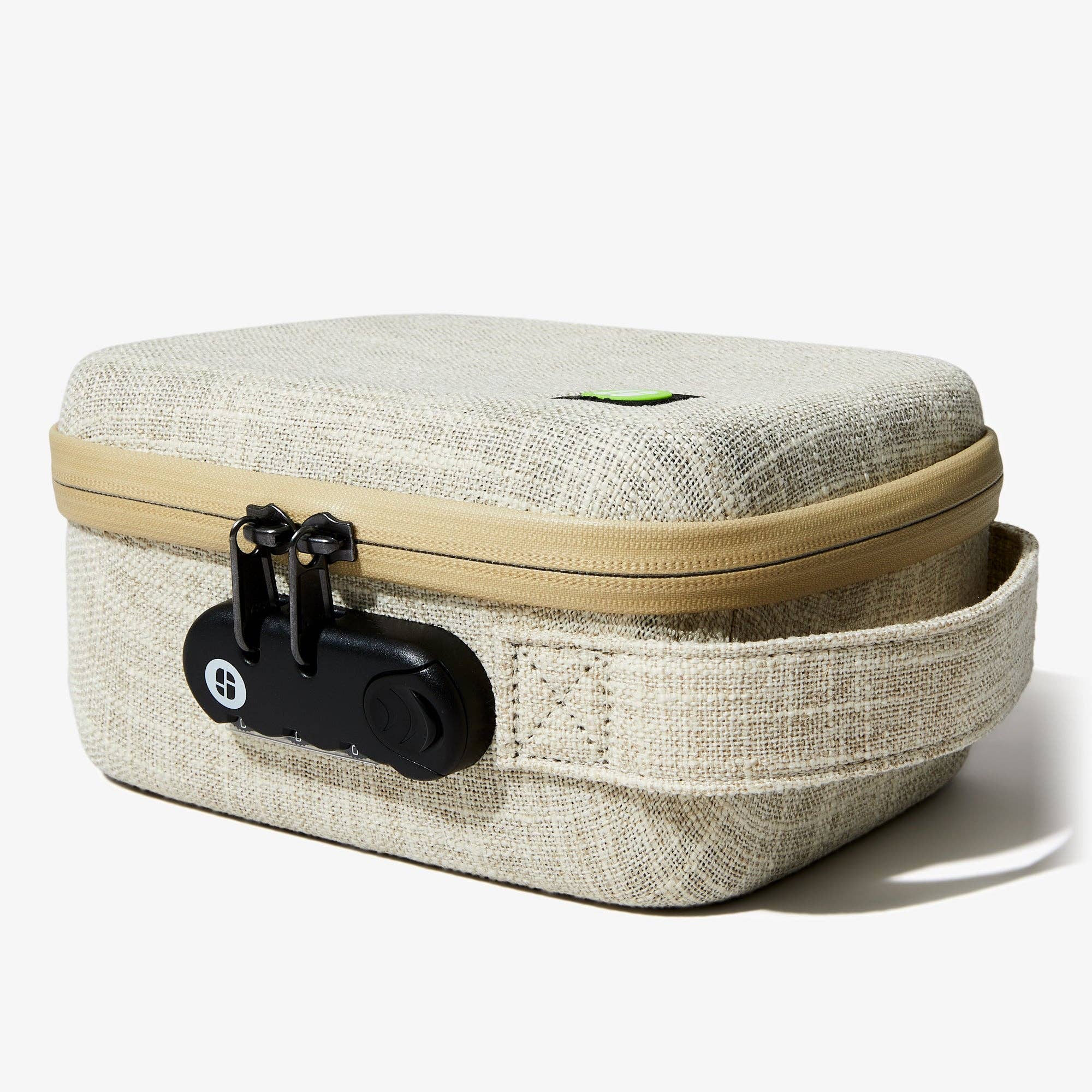 STASHLOGIX - Wholesale Luggage - Silverton Hard Shell Locking  and Smell-Proof Stash Bag27