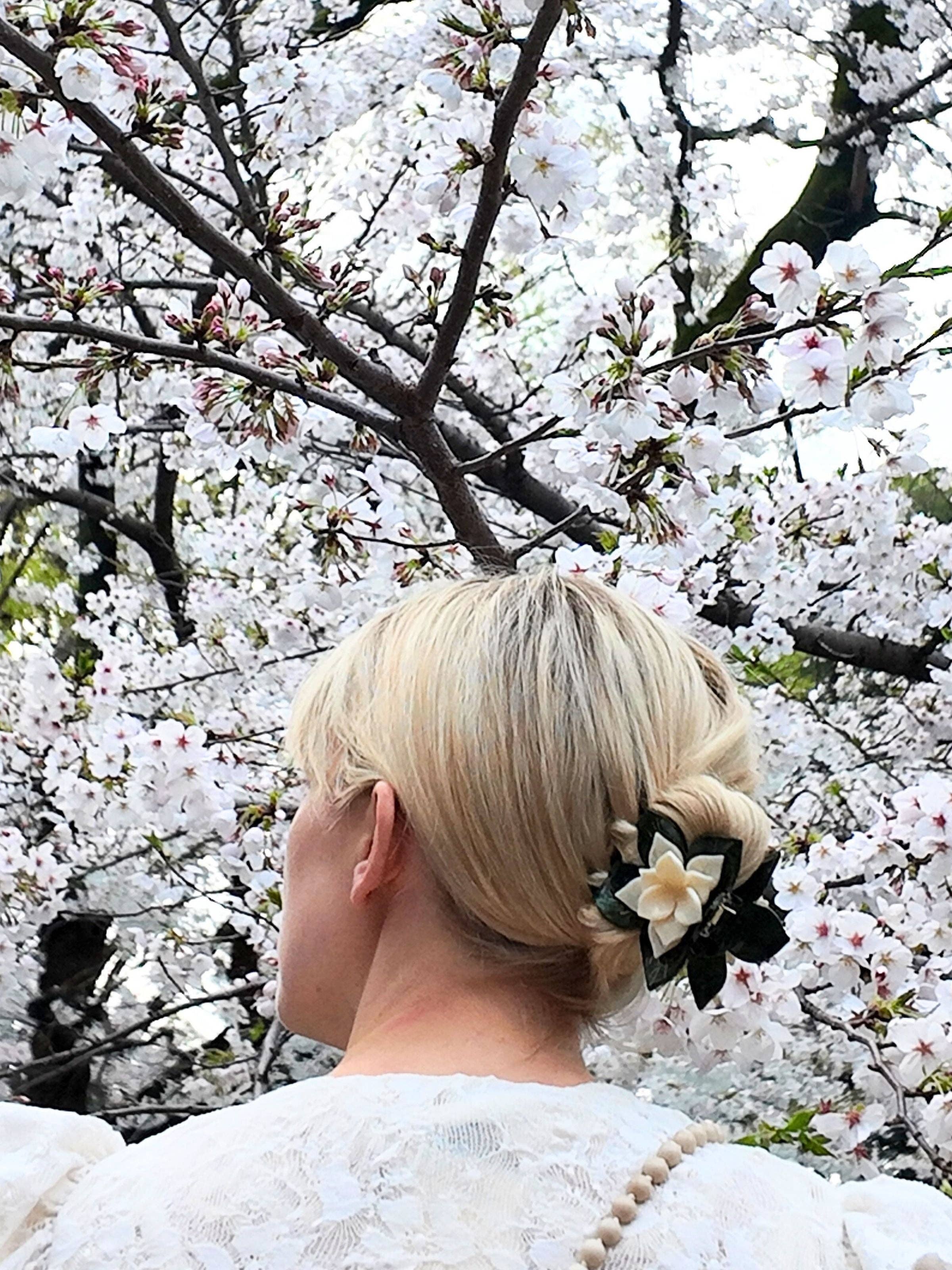 Solar Eclipse - Wholesale Hair Clip - Women's - Hand-painted Origami Magnolia Flower Hair Clip2