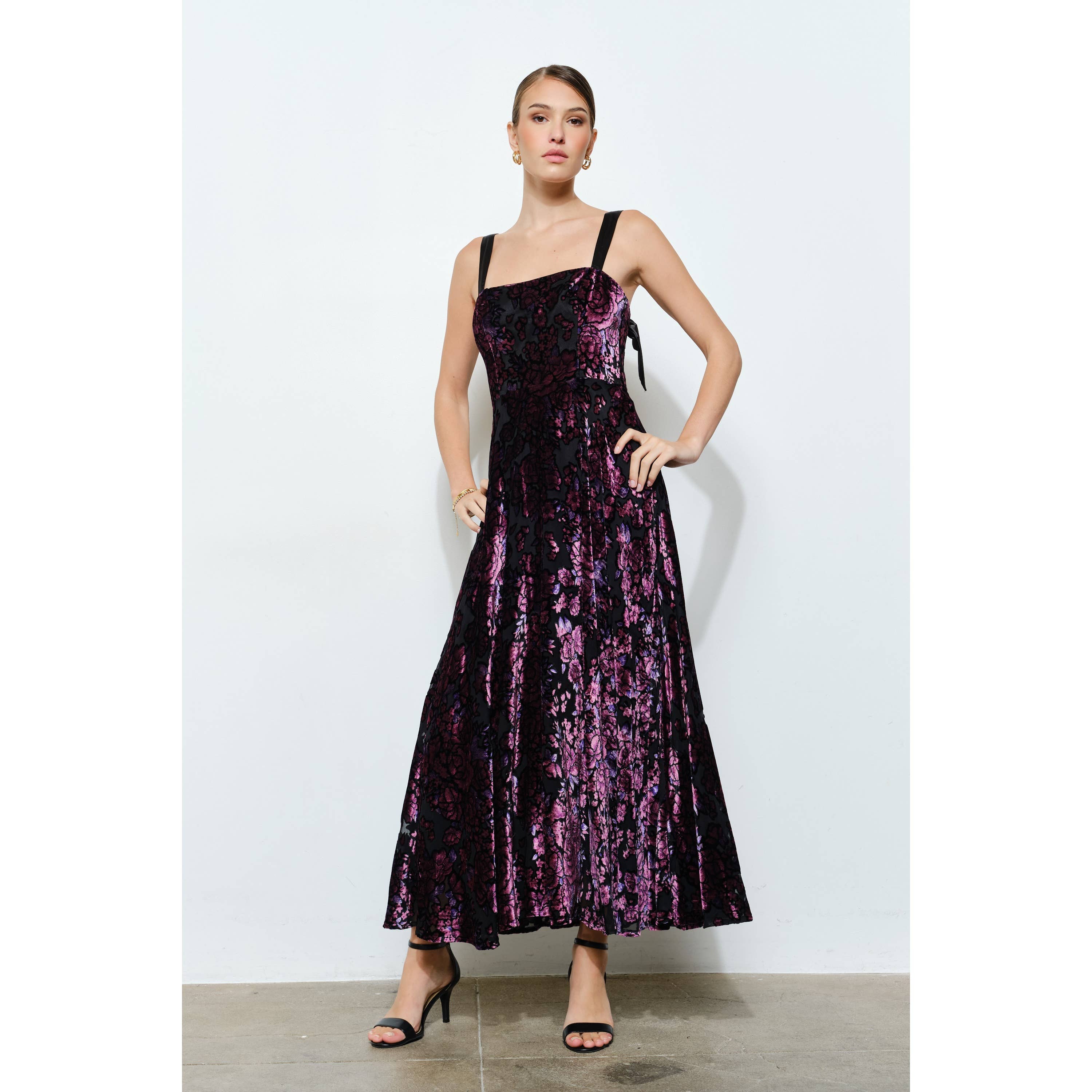 INA – wholesale Dress – Women's – Velvet Floral Bow-Back A-Line Maxi Dress9