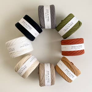 60*20g Acrylic Yarn Skeins - 2600 Yards of Soft Yarn for