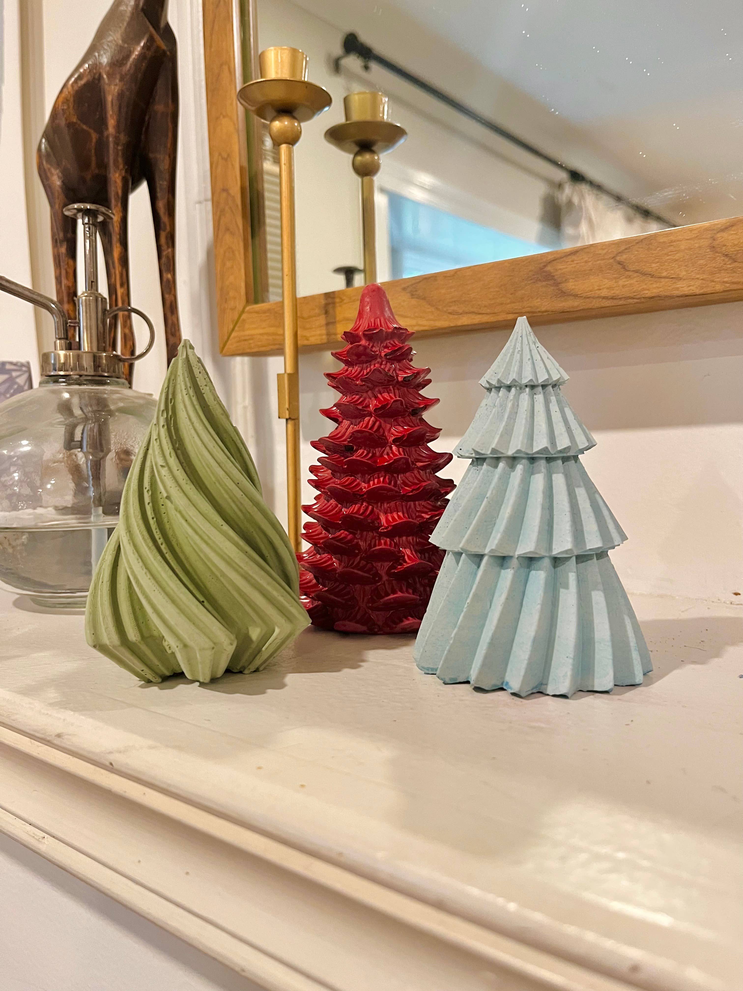 Make My Day Design – wholesale Christmas decoration – Cement Christmas Tree Figurines6