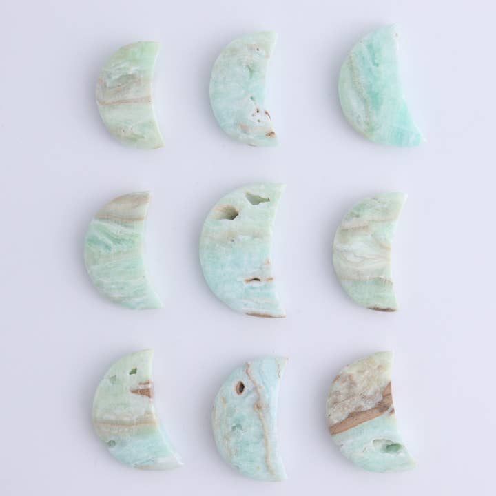 Mi Esperanza Minerals - Wholesale Spiritual Stone/Crystal - One Caribbean Calcite Little Moon1