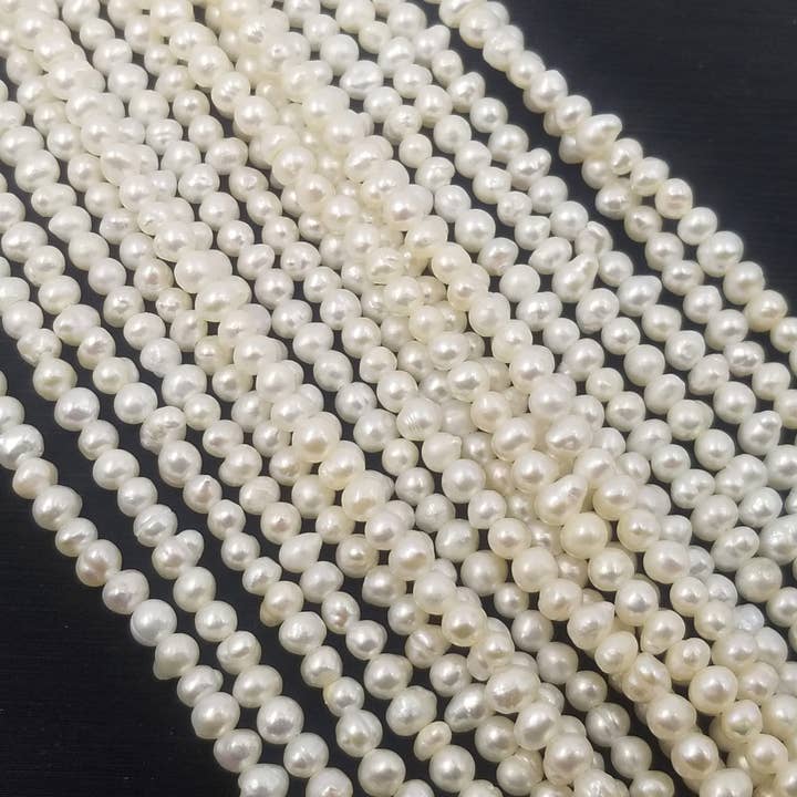 Beads Creation – wholesale Beads – Fresh Water Pearl Center Drill White Nugget Beads PRP3669