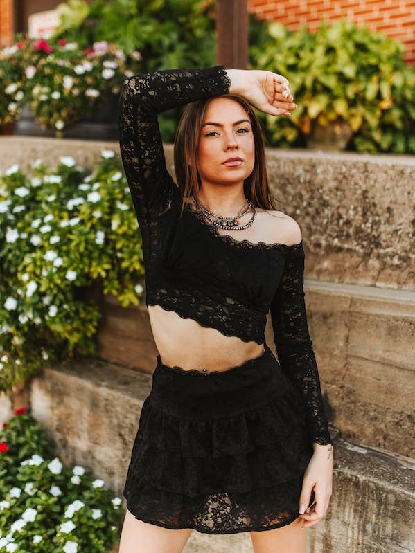 Conjunto de falda de encaje occidental negro de dos piezas para venta al por mayor de LUCKY & BLESSED