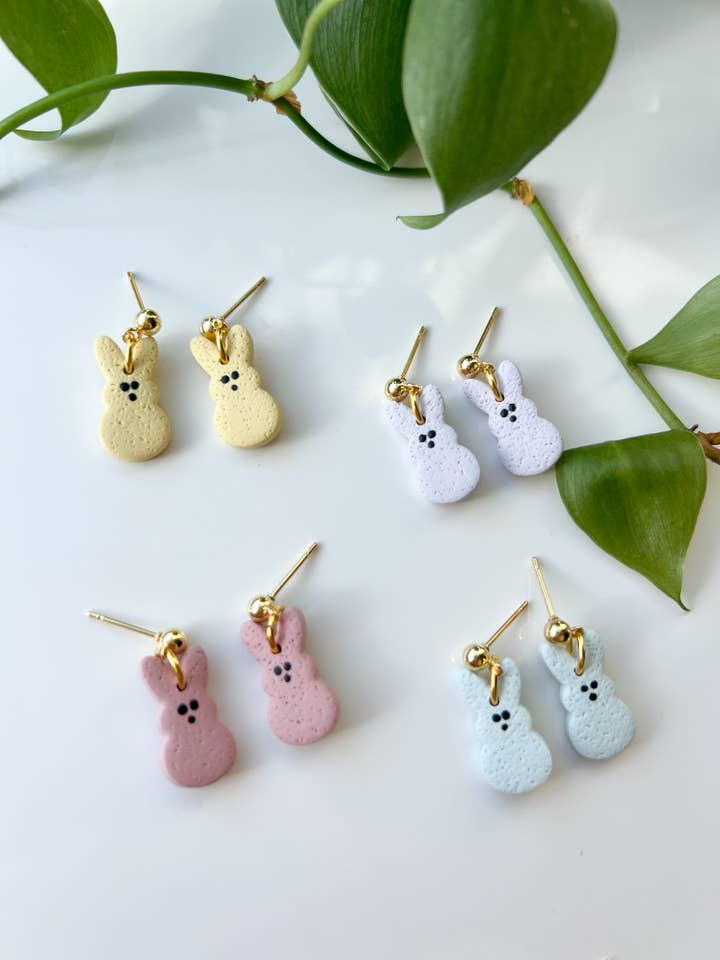 Marshmallow Peep Örhängen för wholesale av The Playful Clay