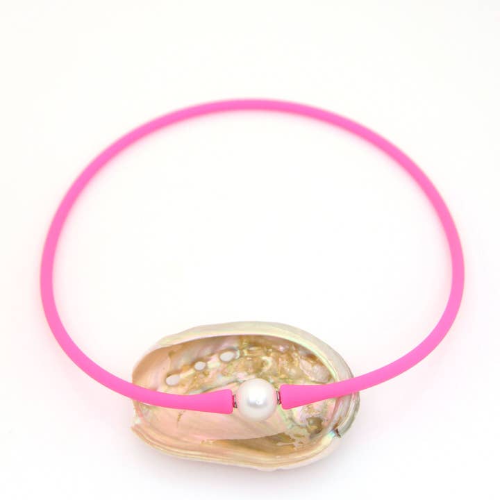Woman Shops World - Wholesale Beaded/Pearl Necklace - Janis The Pearl Silicone + Pearl Necklaces, Waterproof