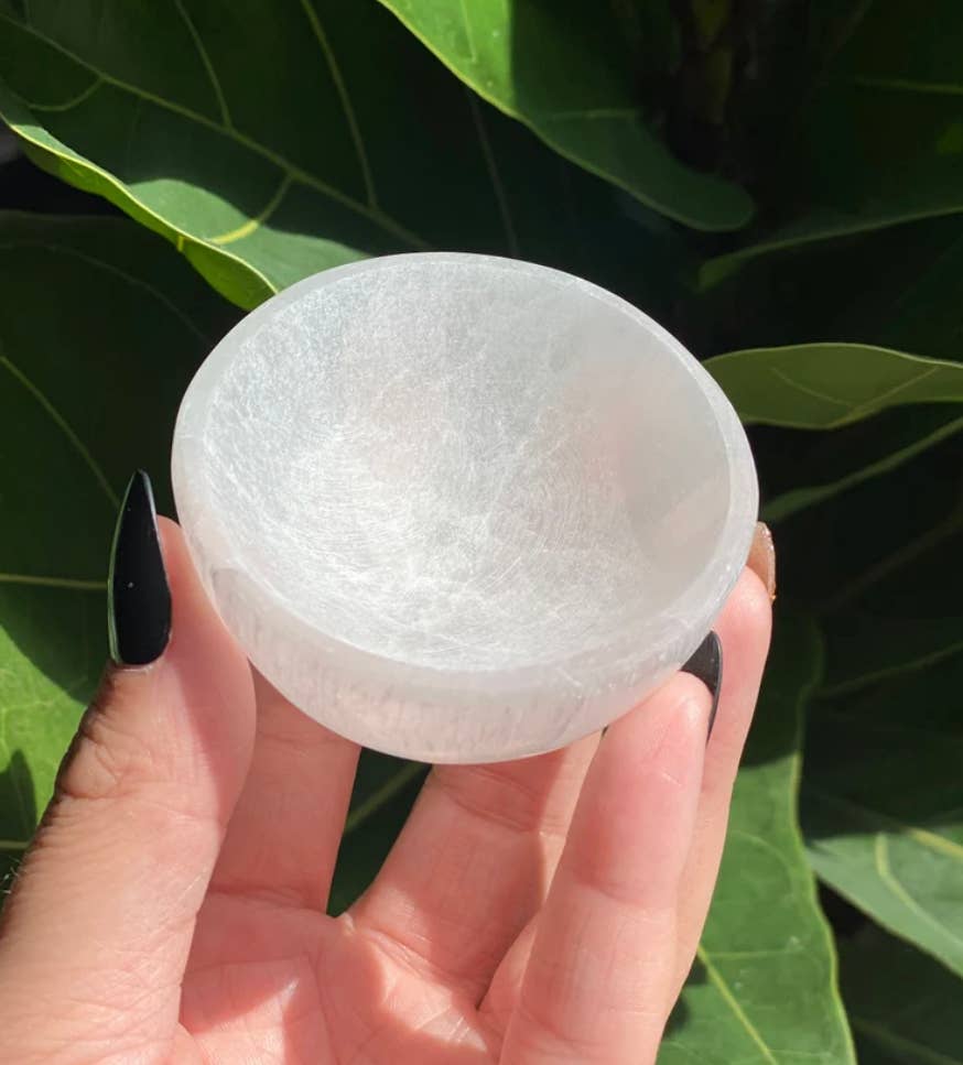 Moon River Designs - Wholesale Crystal Charging Plate - Small Selenite Bowls1