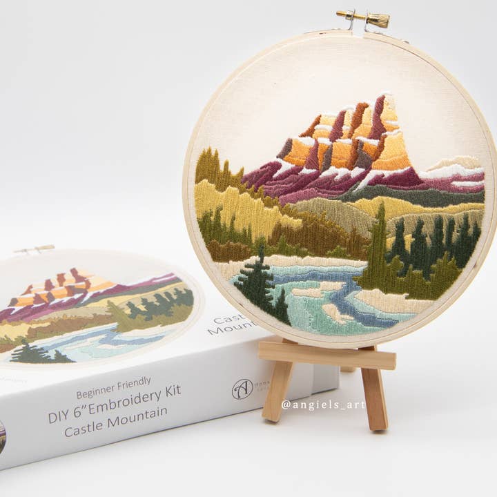 Castle Mountain DIY broderikit för wholesale av Angiels Art