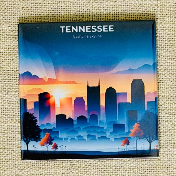 Tennessee State Magnet - Skyline de Nashville pour la vente par Cozy Print