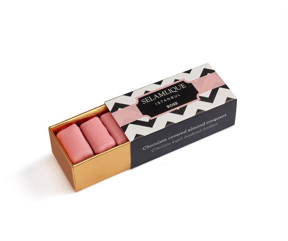 Aladdin - Wholesale Chocolate-covered sweets - Selamlique Rose Delicacy - Chocolate Covered Almond Croquants0