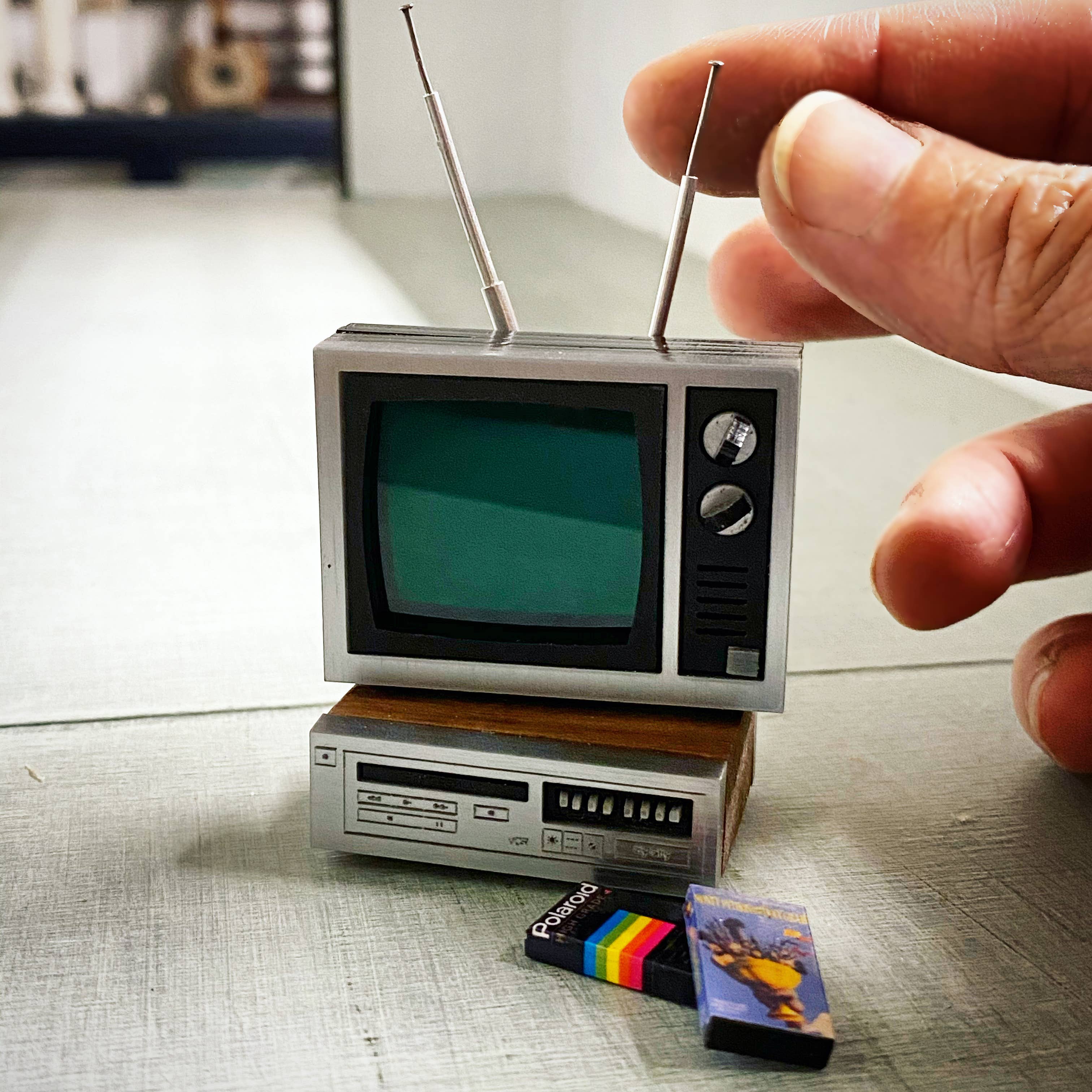 Itty Bitty Mini Mart - Wholesale Decorative Tabletop Object - 1:12 Scale Miniature VCR2