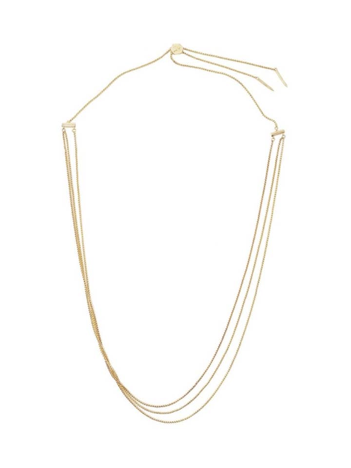 Collier multicouche à chaînes essentielles pour la vente par Via Saviene