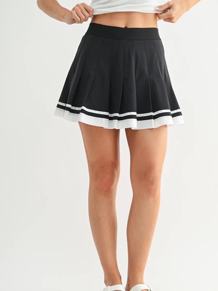Mono B - Wholesale Athletic Skirt - Women's - GREEN - Stripe Pleated Tennis Skirt