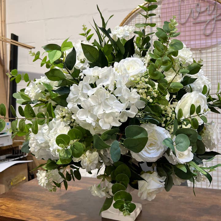 IVY CRUZ - Wholesale Artificial Flowers - Wedding Flower Urn, Church Flower Urn, Flower Centrepiece8