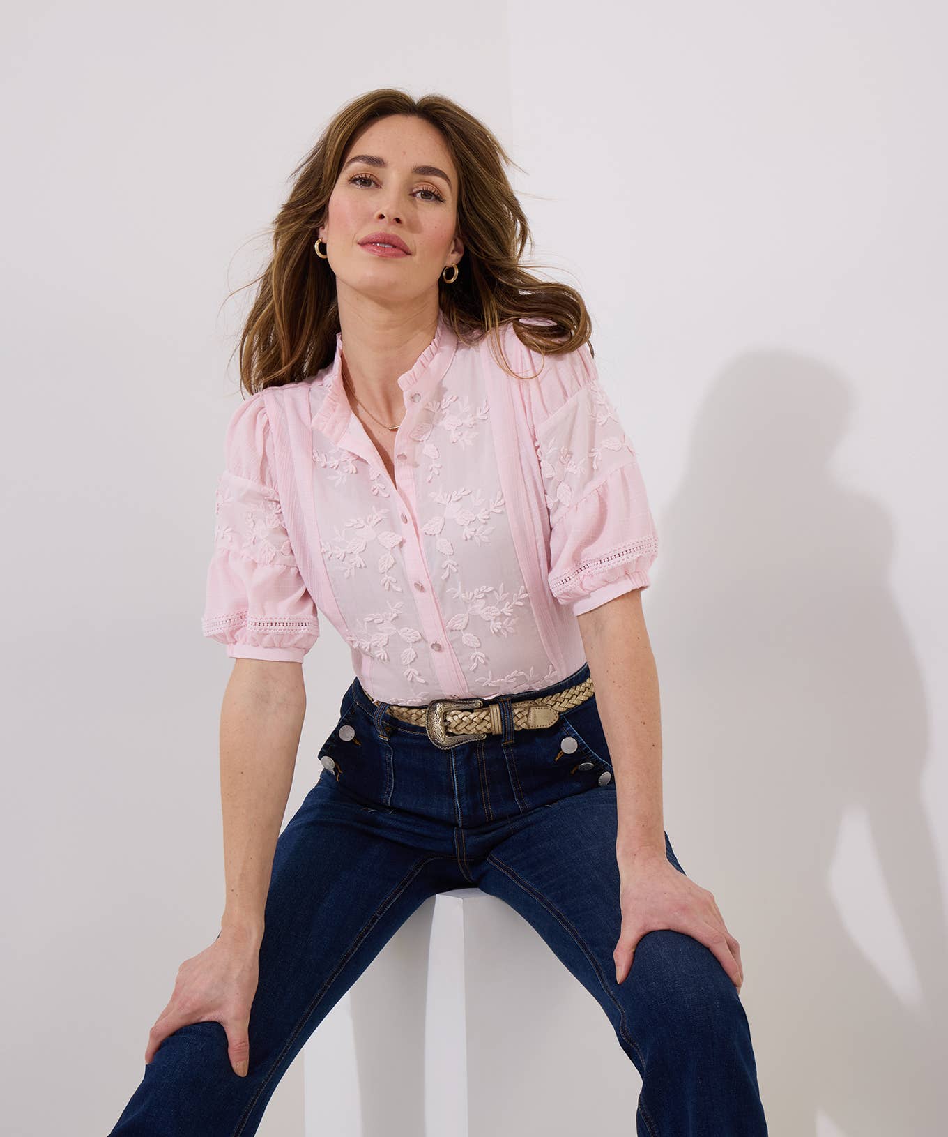 Rosa Patsy bestickte Bluse für den Großhandel auf Faire3