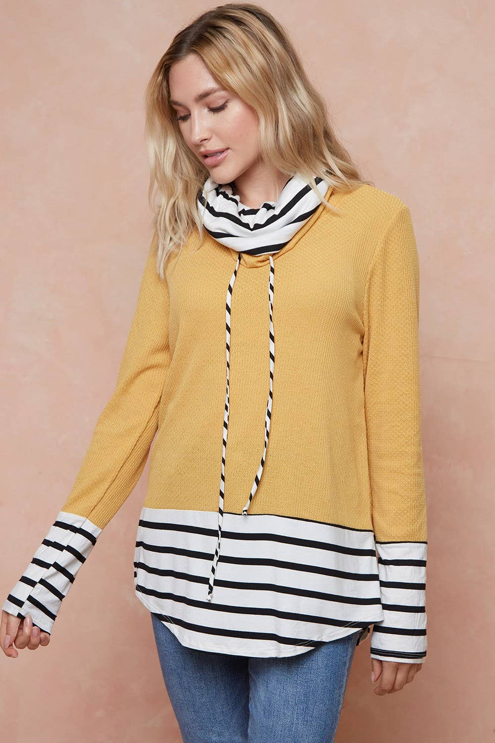 lovely melody – Großhandel Sweatshirt – Damen – LMT2836PL-PLUS SIZE MUST HAVE SOLIDE KAPUZENPULLOVER TUNIKA2