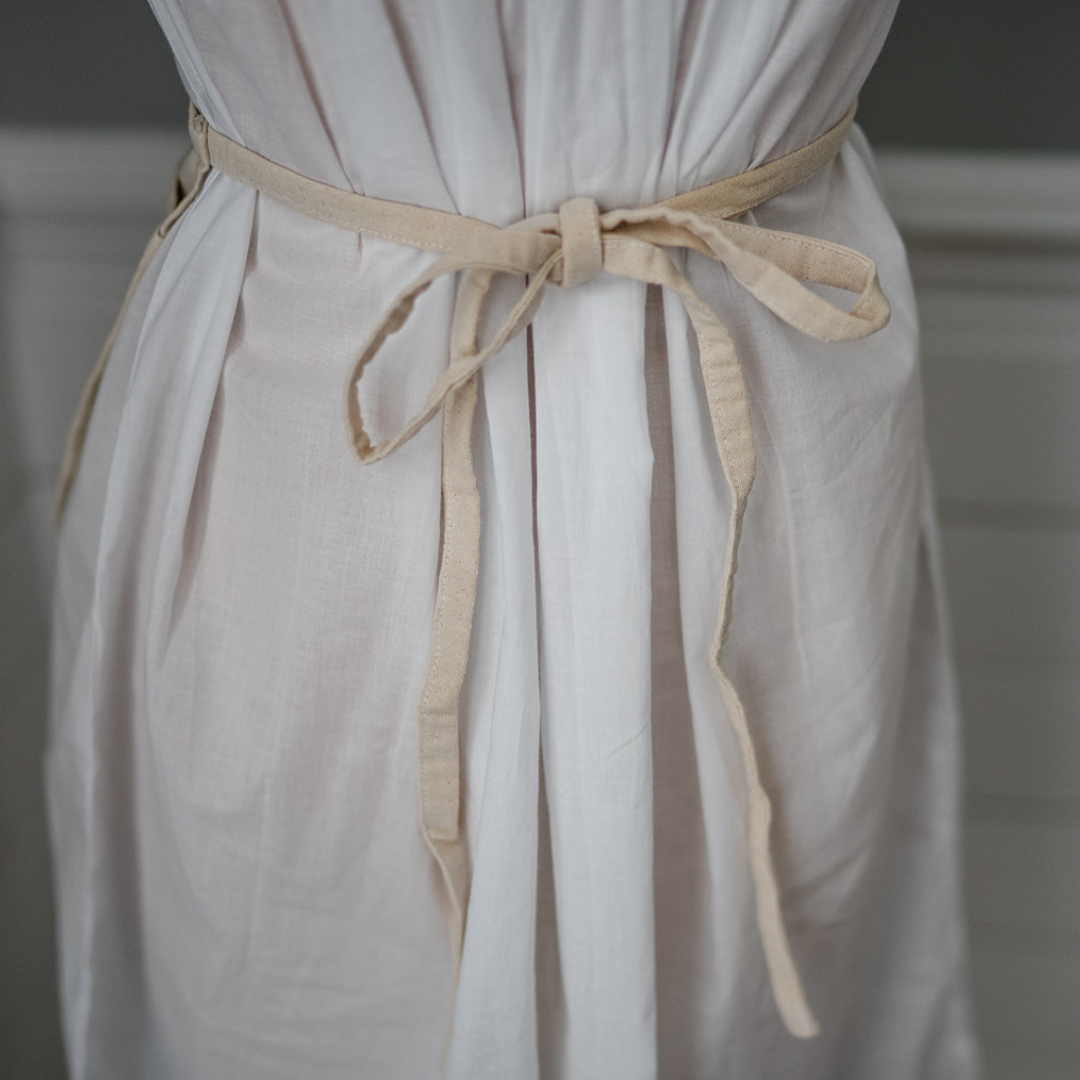 Maison d' Haiti - Wholesale Apron - Floral Bouquet Canvas Gardening Apron2