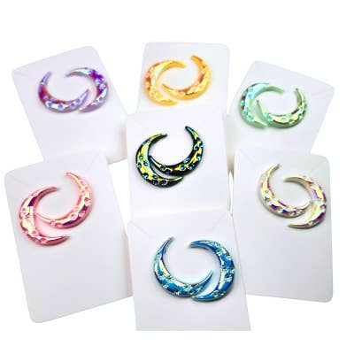 Färgglada halvmåneformade örhängen för wholesale av Toizan Jewelry
