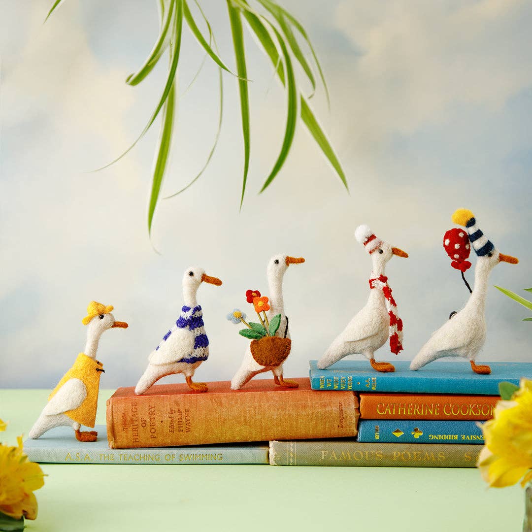 Sew Heart Felt – wholesale Decorative tabletop object – Beaky Duck2