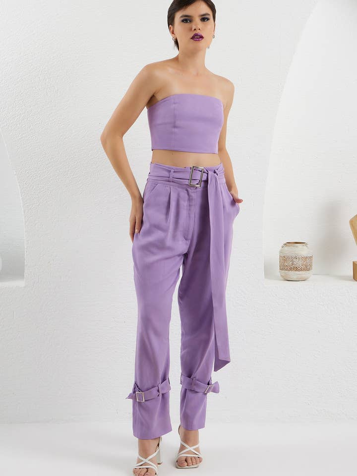 Pantalon Matador - Lilas pour la vente par LUMINA ELIGMA