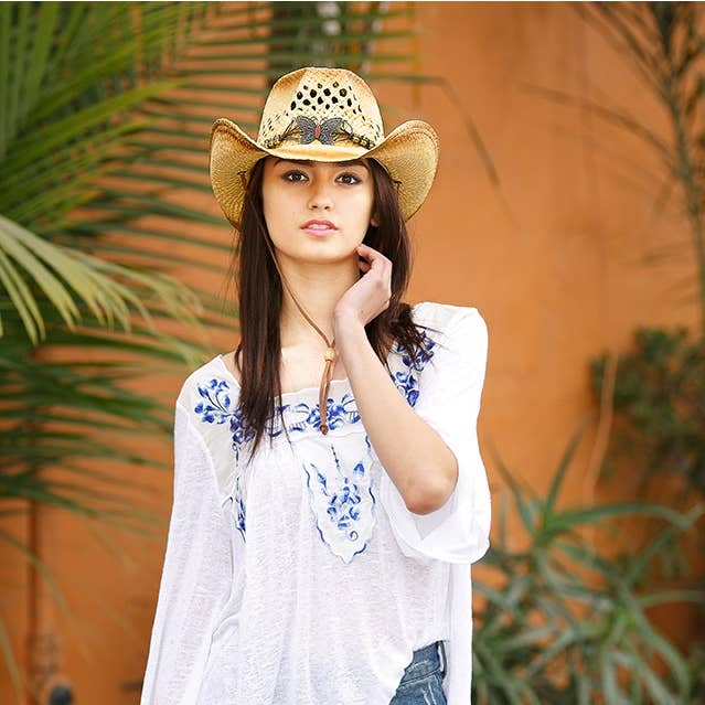 Chapeau de paille Cowboy Toyo pour femmes avec couronne ventilée CS60-25 pour la vente par California Hat Company