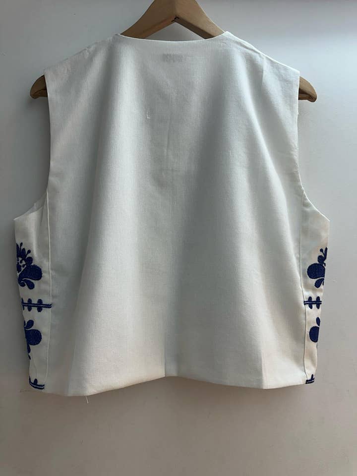 LORIANE - Wholesale Outerwear Vest - Women's - 2365 Plain vest4