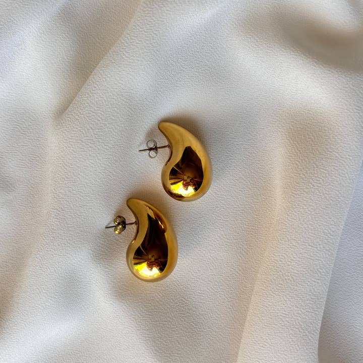 DUESTELLE ITALIA - Wholesale Hoop Earrings - Goccia Bold - Gold Earrings3