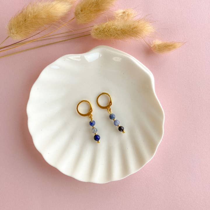 Trippel sodalit guldörhängen för wholesale av Mystic Jewelry