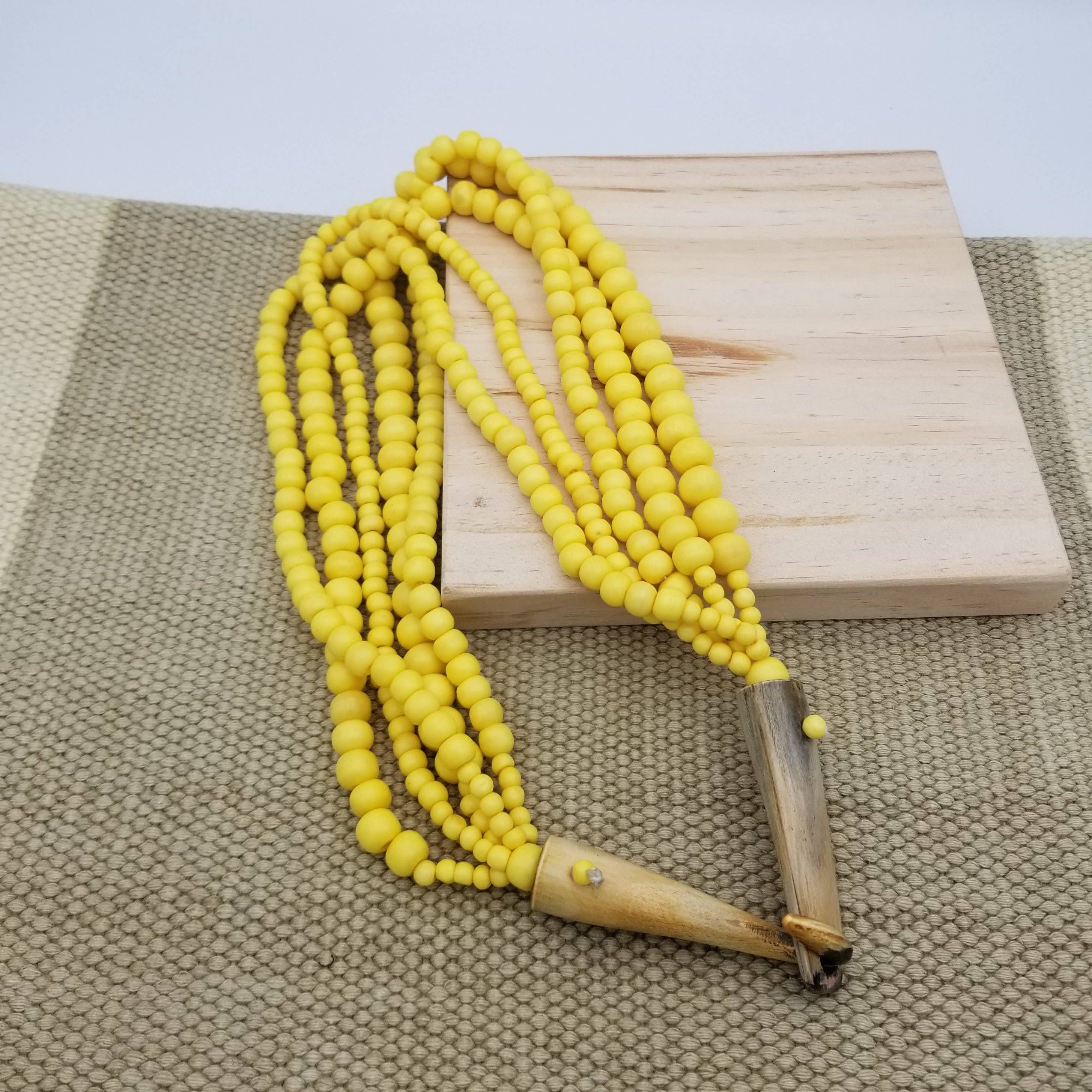 Dekko Trading - Wholesale Beaded/Pearl Necklace - Bone Bead Necklace with Horn Clasp6