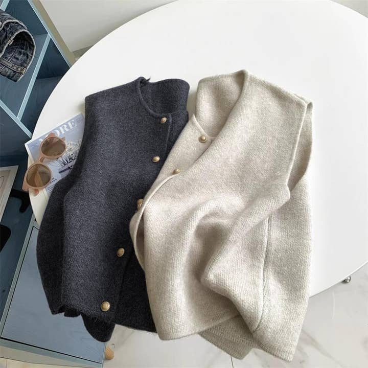 Rosa Clothing - Wholesale Cardigan - Women's - R-neck Slim Fit Knit Vest Button down cardigan