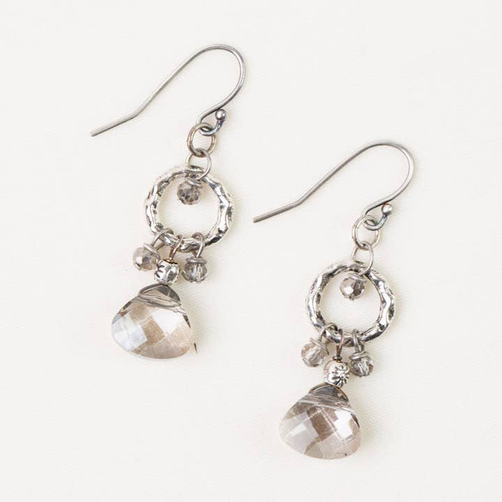 Anne Vaughan Designs Jewelry – wholesale Hängande örhängen – Windsor Castle Hammered Hoop Dingla kristall Örhängen0