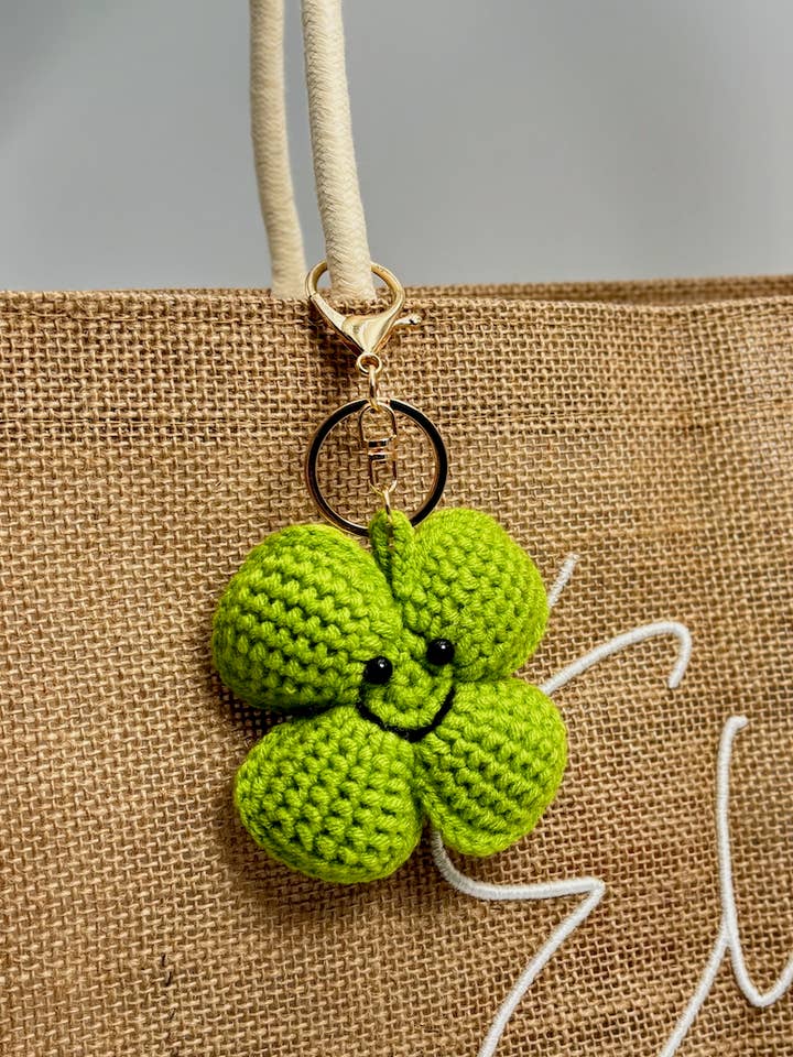 Grigri väsktillbehör och nyckelring Klöver PC028HZ för wholesale av BYREN | ÉLINE L'ATELIER