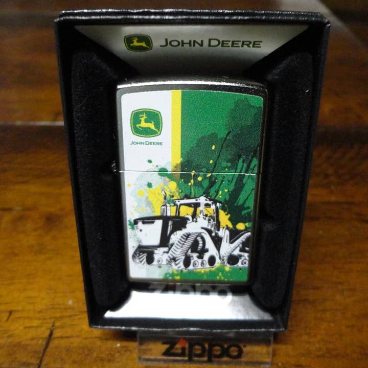 Briquet Zippo rare John Deere 9RX quatre chenilles pour la vente par Lighter King
